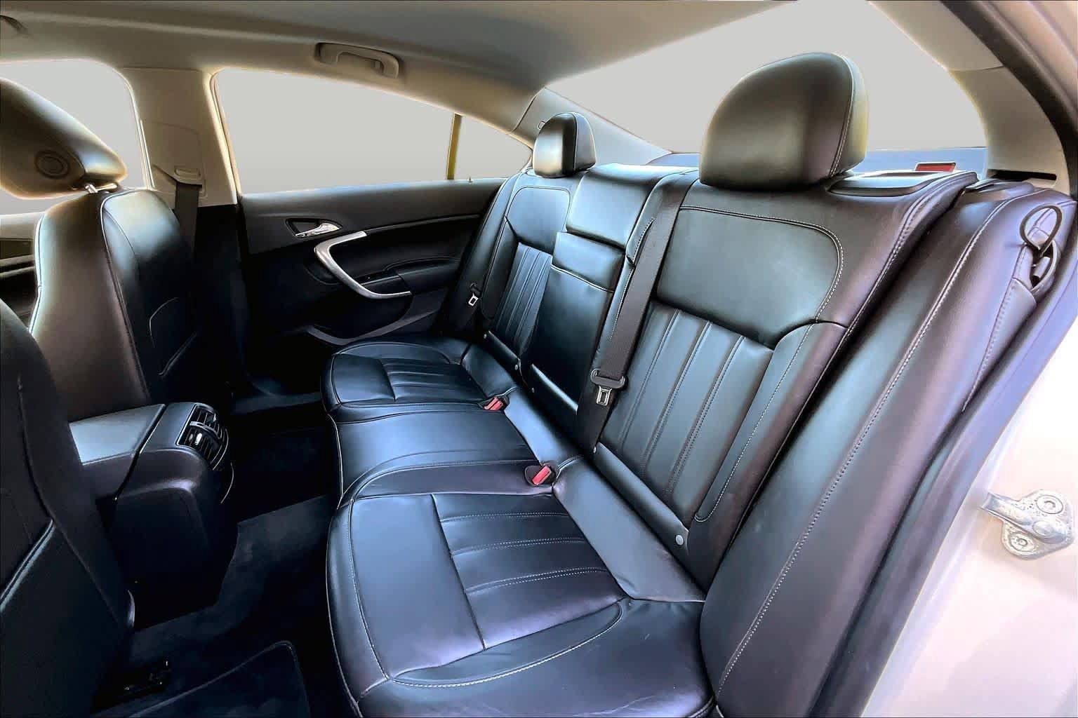 Used 2011 Buick Regal CXL FWD image 20