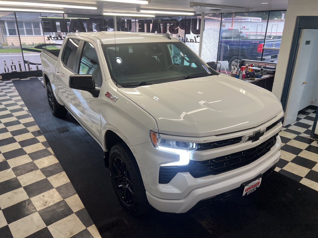 Used 2024 Chevrolet Silverado 1500 RST AWD/4WD image 17