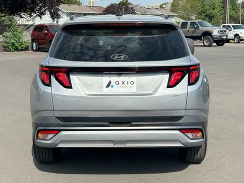 Used 2025 Hyundai Tucson SEL FWD image 6