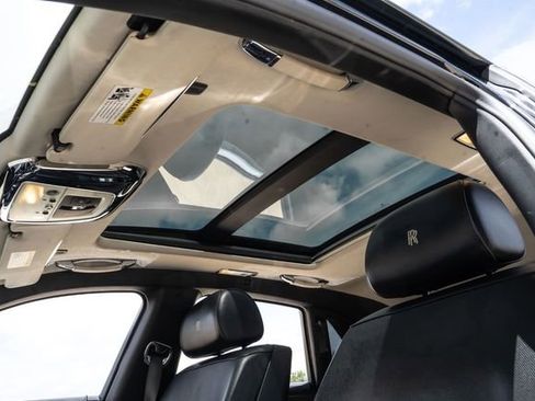 Used 2013 Rolls-Royce Ghost RWD image 23