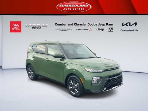 Used 2021 Kia Soul EX image 2
