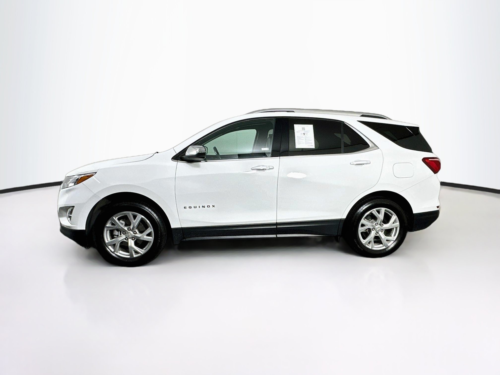 Used 2021 Chevrolet Equinox Premier AWD/4WD image 4