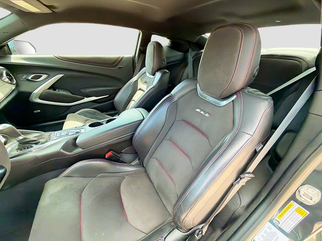 Used 2022 Chevrolet Camaro ZL1 RWD image 20