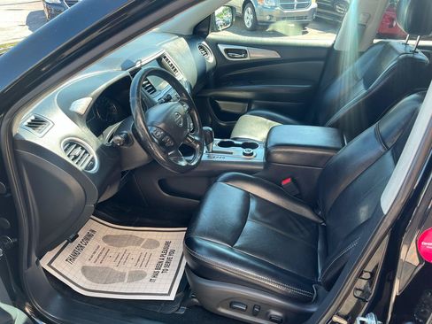 Used 2019 Nissan Pathfinder SL AWD/4WD image 24