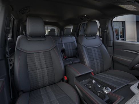 New 2026 Ford Explorer ST-Line w/ ST-Line Street Pack AWD/4WD image 11