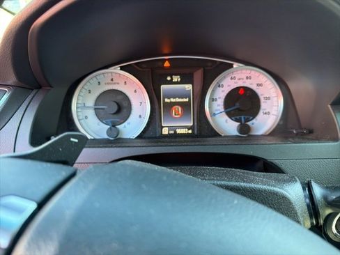 Used 2016 Toyota Camry SE image 7