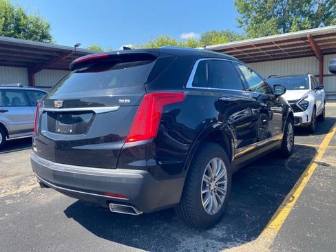 Used 2017 Cadillac XT5 Luxury w/ Driver Awareness Package AWD/4WD image 10
