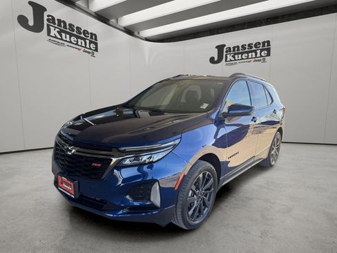 Used 2023 Chevrolet Equinox RS AWD/4WD image 5