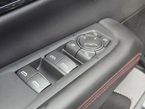 Used 2026 GMC Yukon AT4 Ultimate w/ LPO, Floor Liner Package AWD/4WD image 27