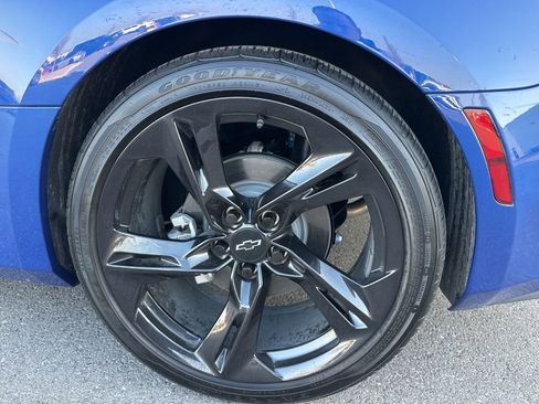 Used 2024 Chevrolet Camaro LT w/ RS Package image 6