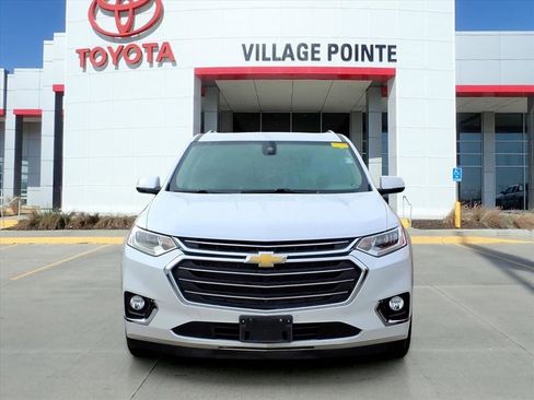 Used 2019 Chevrolet Traverse Premier image 2