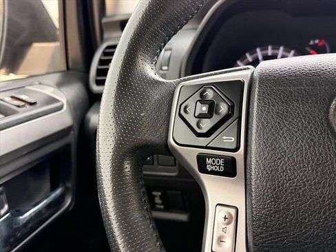 Used 2019 Toyota 4Runner SR5 Premium AWD/4WD image 18