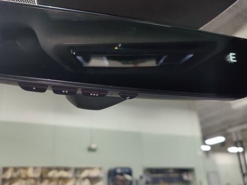 Certified 2023 Volkswagen ID.4 Pro image 22