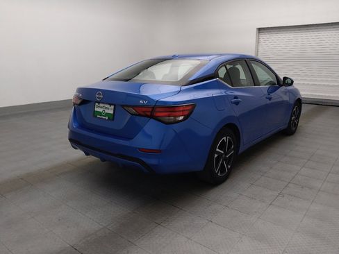 Used 2024 Nissan Sentra SV FWD image 9