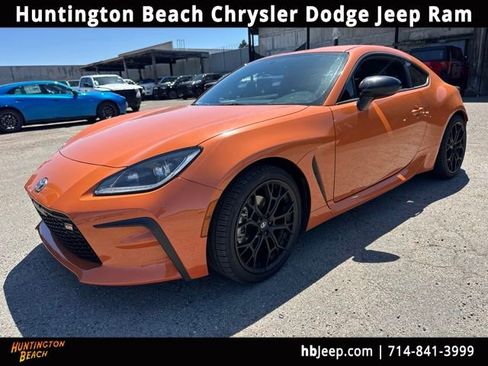 Used 2023 Toyota GR86 10th Anniversary SE RWD image 1