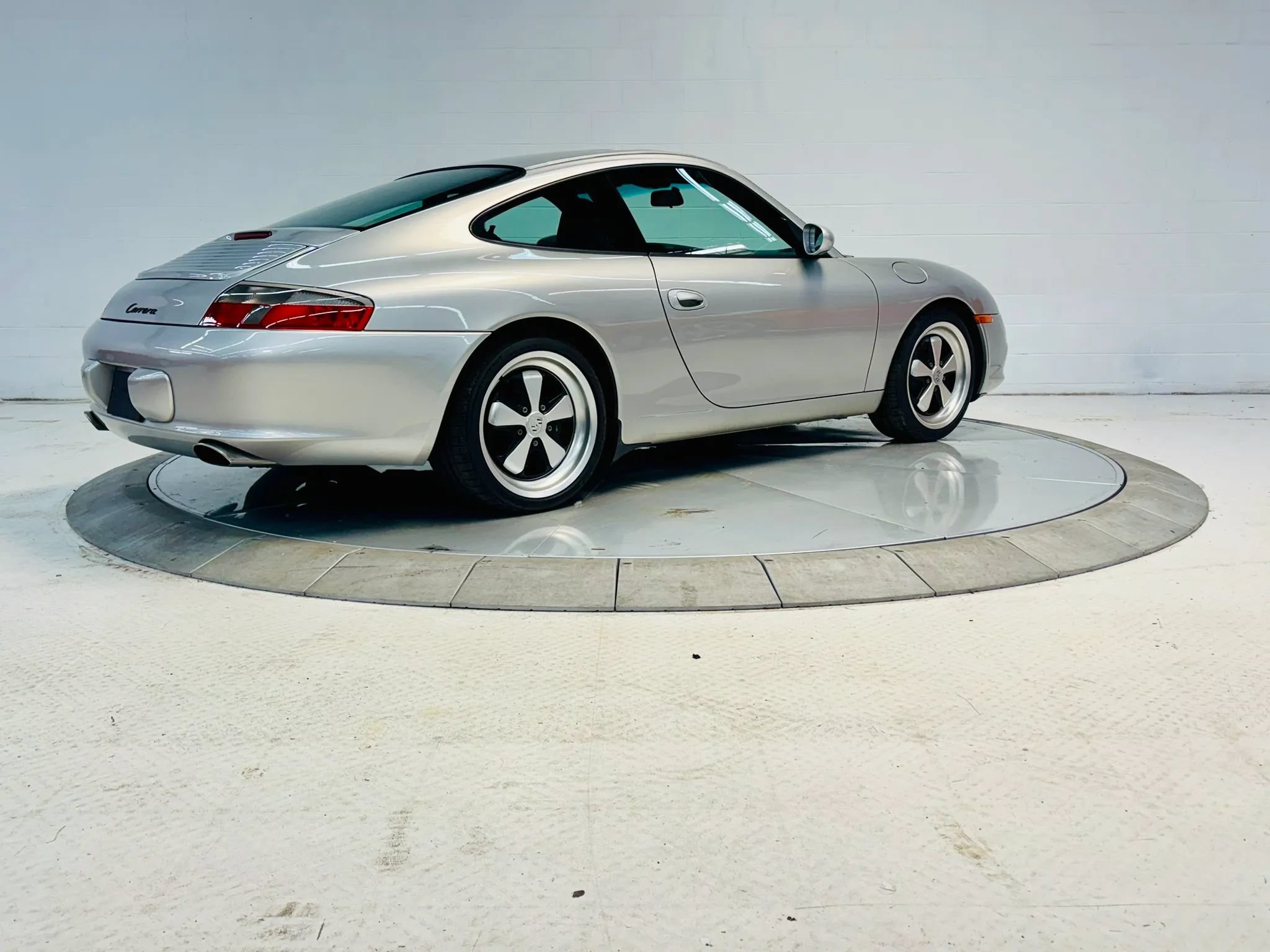 Used 2002 Porsche 911 GT3 RS image 24