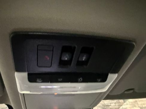 Certified 2025 Nissan Rogue SV w/ SV Premium Package AWD/4WD image 25