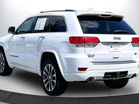 Used 2018 Jeep Grand Cherokee Overland AWD/4WD image 6