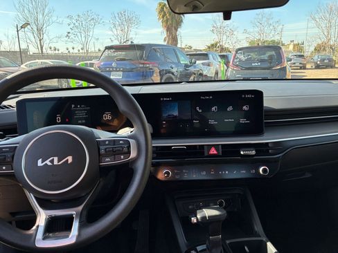 Used 2025 Kia K5 LXS image 34