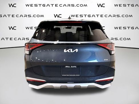 Used 2023 Kia Sportage LX image 7