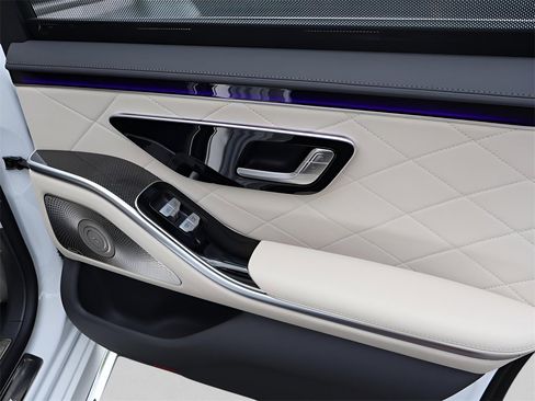 New 2025 Mercedes-Benz S 580 4MATIC Sedan image 19