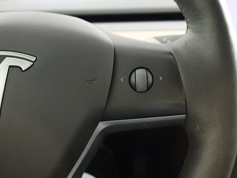 Used 2023 Tesla Model 3 Standard Range RWD image 22