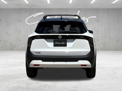 New 2027 Nissan Kicks SV FWD image 17