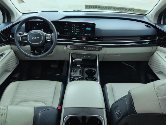 Used 2025 Kia Carnival SX Prestige FWD image 17