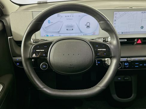 Used 2024 Hyundai Ioniq 5 SEL RWD image 18