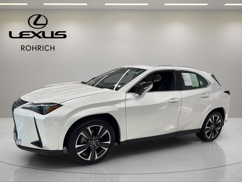 Used 2025 Lexus UX 300h AWD w/ Accessory Package (Z1) image 9