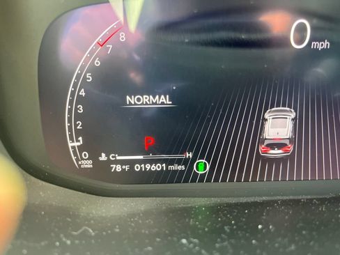 Used 2024 Acura MDX SH-AWD image 6