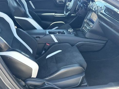 Used 2021 Ford Mustang Shelby GT500 w/ Technology Package image 17