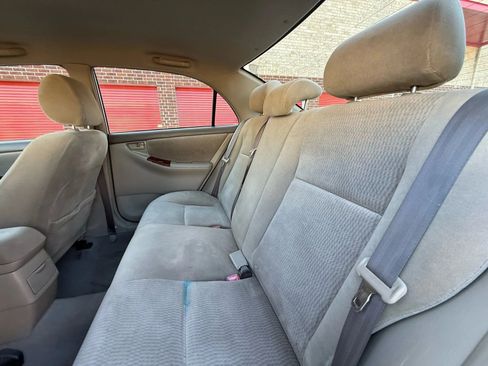 Used 2005 Toyota Corolla S image 16