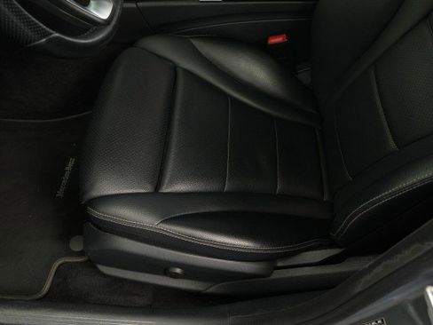 Used 2016 Mercedes-Benz C 300 4MATIC Sedan image 31