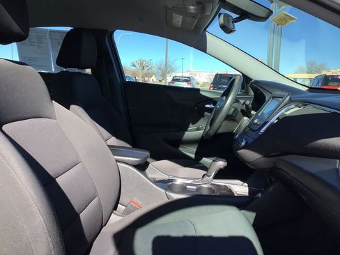 Used 2018 Chevrolet Malibu LT image 8