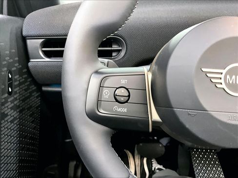 Used 2026 MINI Cooper S FWD image 21