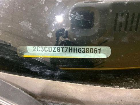 Used 2017 Dodge Challenger R/T Plus image 34