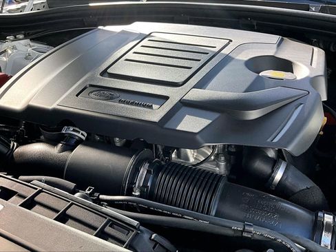 Used 2024 Land Rover Range Rover Velar S image 31