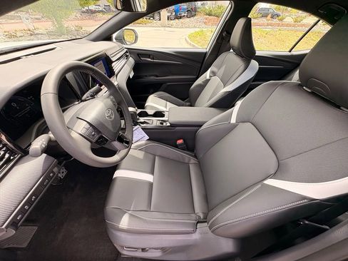 Used 2026 Toyota Camry SE FWD image 10