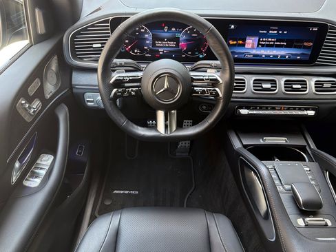 Used 2026 Mercedes-Benz GLS 450 4MATIC image 13