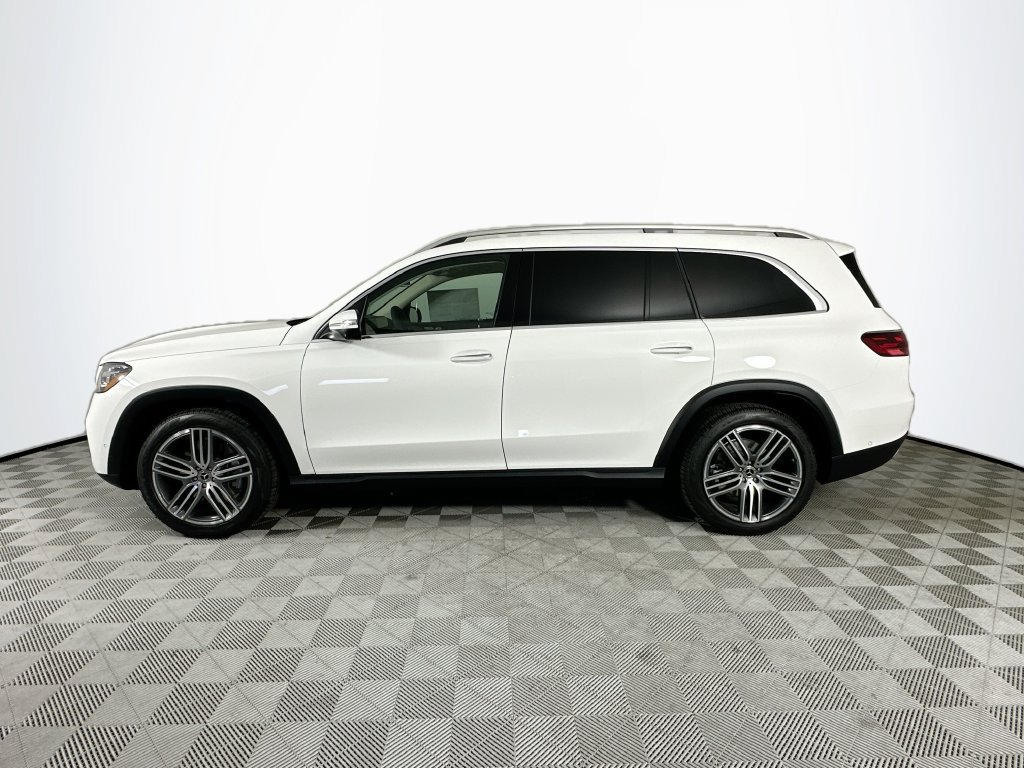 New 2026 Mercedes-Benz GLS 450 4MATIC image 4