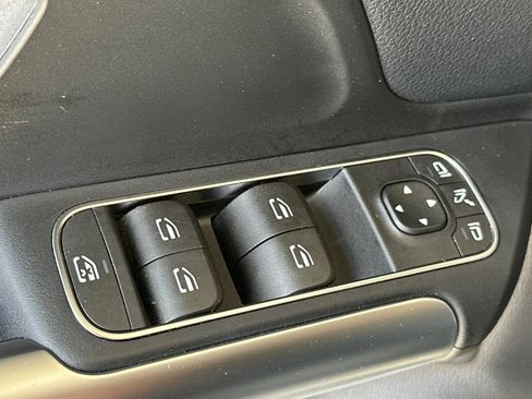 Certified 2023 Mercedes-Benz GLA 250 w/ Premium Package image 12