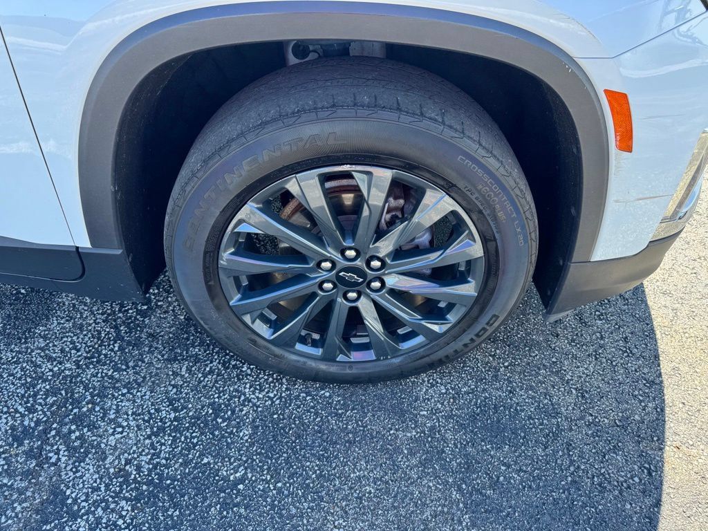 Certified 2023 Chevrolet Traverse RS AWD/4WD image 29