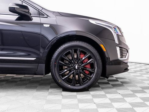 Used 2022 Cadillac XT5 Sportv w/ LPO, Floor Liner Package AWD/4WD image 37