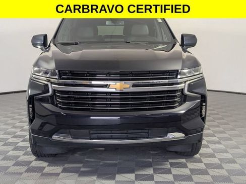Used 2021 Chevrolet Suburban LT AWD/4WD image 3