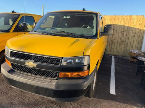 Used 2023 Chevrolet Express 2500 image 4