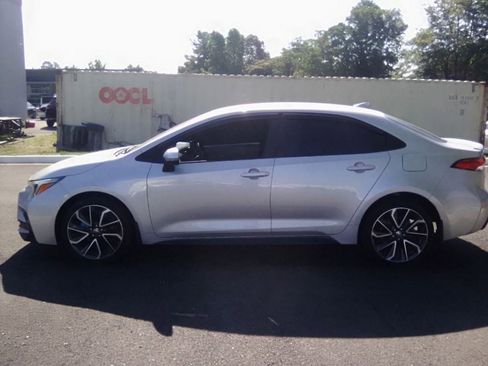 Used 2024 Toyota Corolla SE FWD image 13