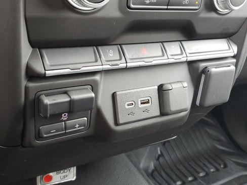New 2025 GMC Sierra 3500 Pro w/ Convenience Package AWD/4WD image 20
