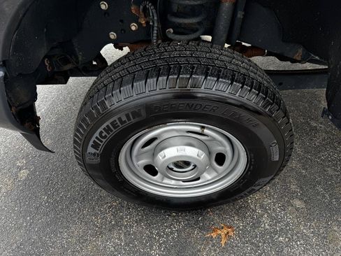 Used 2019 Ford F250 XL w/ Power Equipment Group AWD/4WD image 2