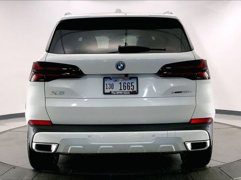 New 2026 BMW X5 xDrive50e w/ Climate Comfort Package image 3